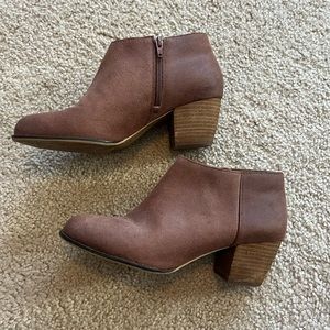 Lucky Brand Tamarindd Women’s Ankle Boots 8 Brown